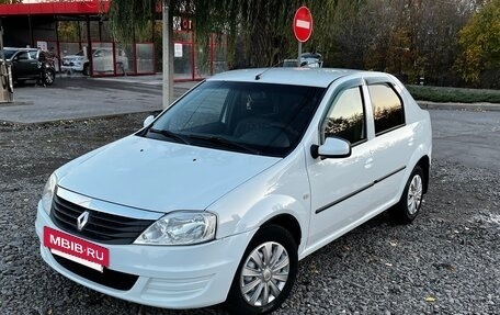 Renault Logan I, 2013 год, 555 000 рублей, 2 фотография