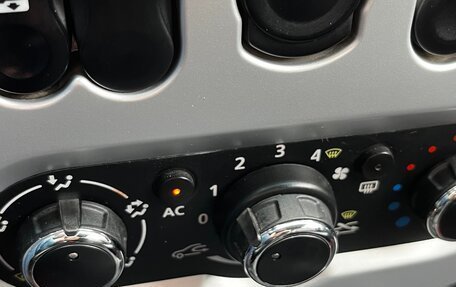 Renault Logan I, 2013 год, 555 000 рублей, 11 фотография