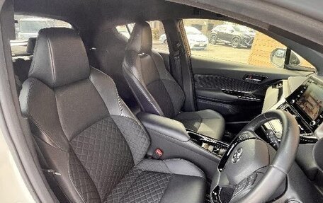 Toyota C-HR I рестайлинг, 2021 год, 1 550 000 рублей, 7 фотография