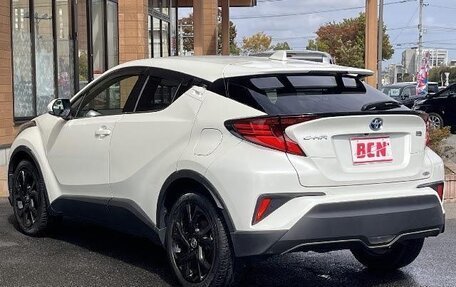 Toyota C-HR I рестайлинг, 2021 год, 1 550 000 рублей, 6 фотография