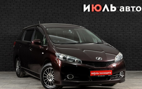 Toyota Wish II, 2012 год, 1 400 000 рублей, 3 фотография
