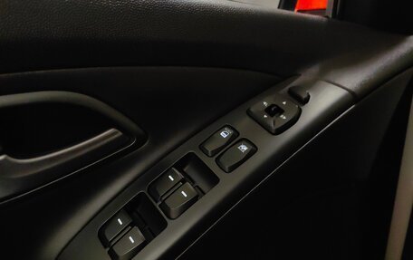 Hyundai ix35 I рестайлинг, 2014 год, 1 239 000 рублей, 22 фотография