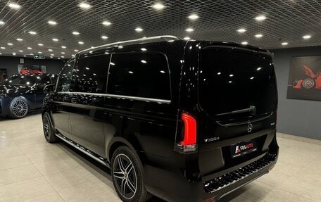 Mercedes-Benz V-Класс, 2024 год, 13 990 000 рублей, 2 фотография