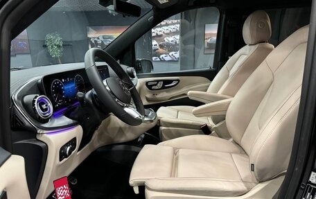 Mercedes-Benz V-Класс, 2024 год, 13 990 000 рублей, 23 фотография