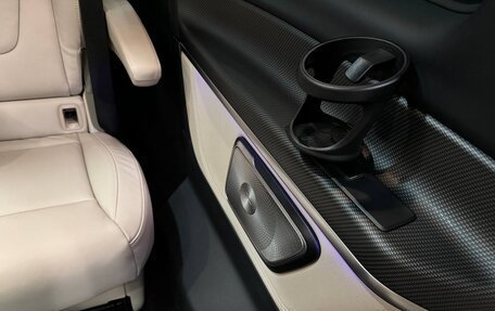 Mercedes-Benz V-Класс, 2024 год, 13 990 000 рублей, 33 фотография