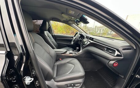 Toyota Camry, 2019 год, 2 550 000 рублей, 8 фотография