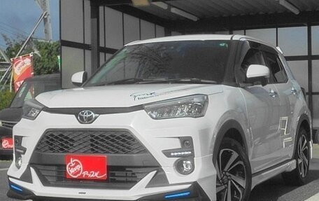 Toyota Raize I, 2022 год, 1 394 000 рублей, 2 фотография