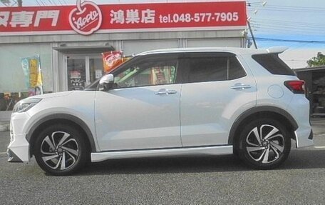 Toyota Raize I, 2022 год, 1 394 000 рублей, 4 фотография