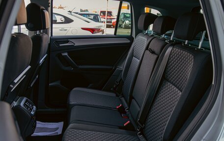 Volkswagen Tiguan II, 2019 год, 1 795 000 рублей, 17 фотография