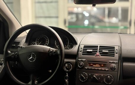 Mercedes-Benz A-Класс, 2011 год, 800 000 рублей, 9 фотография