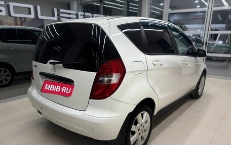 Mercedes-Benz A-Класс, 2011 год, 800 000 рублей, 4 фотография