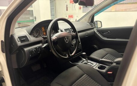 Mercedes-Benz A-Класс, 2011 год, 800 000 рублей, 16 фотография