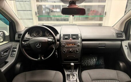 Mercedes-Benz A-Класс, 2011 год, 800 000 рублей, 14 фотография