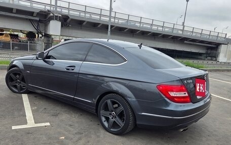 Mercedes-Benz C-Класс, 2011 год, 1 170 000 рублей, 3 фотография
