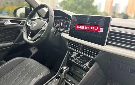 Volkswagen Tiguan II, 2025 год, 2 950 155 рублей, 11 фотография