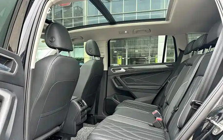 Volkswagen Tiguan II, 2025 год, 2 950 155 рублей, 14 фотография