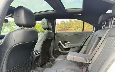 Mercedes-Benz A-Класс, 2021 год, 1 900 000 рублей, 9 фотография