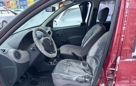 Renault Sandero I, 2012 год, 396 090 рублей, 2 фотография