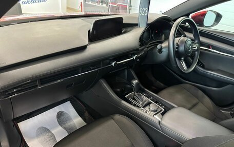 Mazda 3, 2019 год, 1 999 999 рублей, 13 фотография