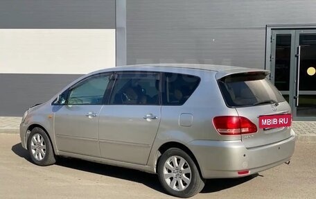 Toyota Ipsum II, 2002 год, 965 000 рублей, 9 фотография