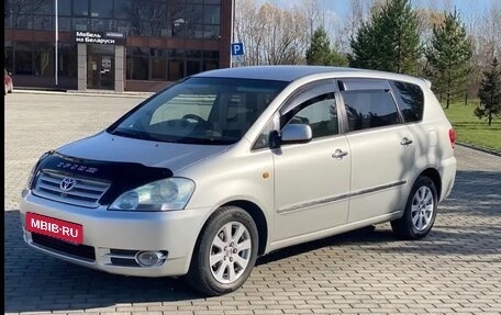 Toyota Ipsum II, 2002 год, 965 000 рублей, 15 фотография