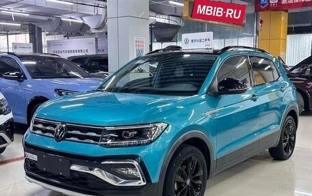 Volkswagen T-Cross I, 2022 год, 1 830 000 рублей, 1 фотография