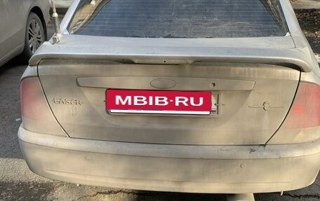 Ford Laser IV, 2003 год, 115 000 рублей, 3 фотография