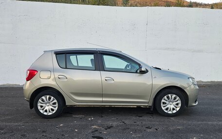 Renault Sandero II рестайлинг, 2014 год, 600 000 рублей, 4 фотография