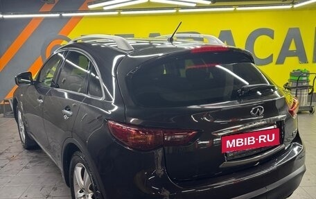 Infiniti FX II, 2011 год, 2 200 000 рублей, 2 фотография