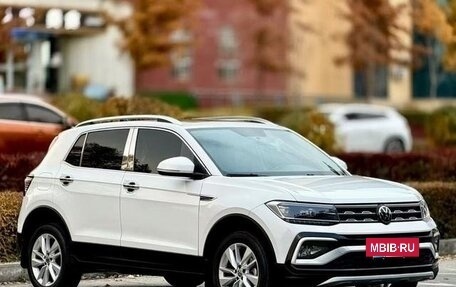 Volkswagen T-Cross I, 2021 год, 1 470 000 рублей, 3 фотография