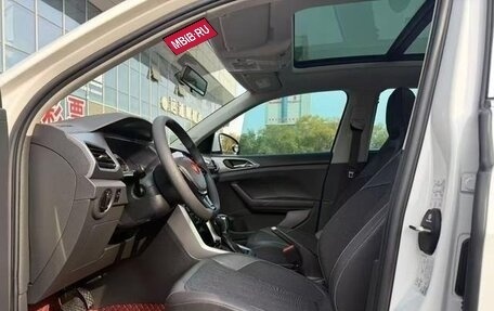 Volkswagen T-Cross I, 2021 год, 1 470 000 рублей, 9 фотография