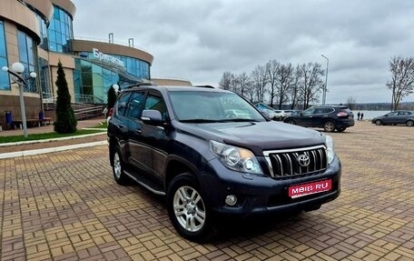 Toyota Land Cruiser Prado 150 рестайлинг 2, 2012 год, 3 000 050 рублей, 1 фотография