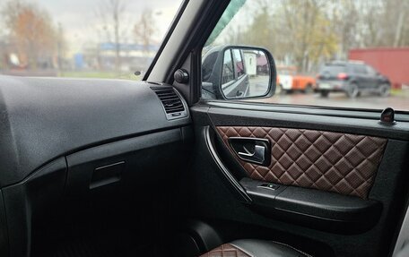 ЛуАЗ Patriot, 2013 год, 590 000 рублей, 7 фотография