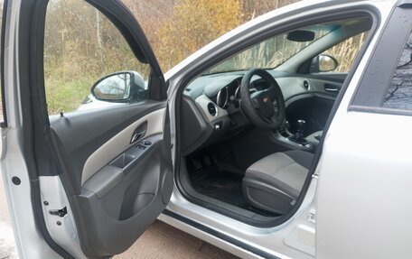 Chevrolet Cruze II, 2010 год, 8 фотография