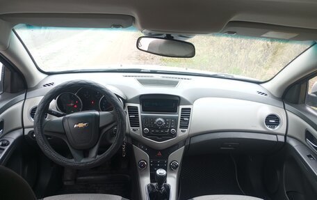 Chevrolet Cruze II, 2010 год, 7 фотография