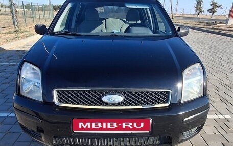 Ford Fusion I, 2003 год, 320 000 рублей, 17 фотография