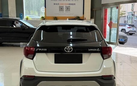 Toyota Yaris XP150 рестайлинг, 2022 год, 1 020 000 рублей, 5 фотография