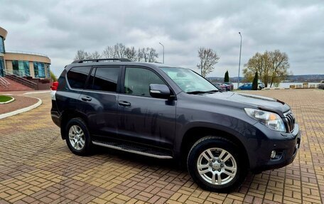 Toyota Land Cruiser Prado 150 рестайлинг 2, 2012 год, 3 000 050 рублей, 3 фотография