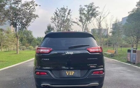 Jeep Cherokee, 2022 год, 1 700 000 рублей, 5 фотография