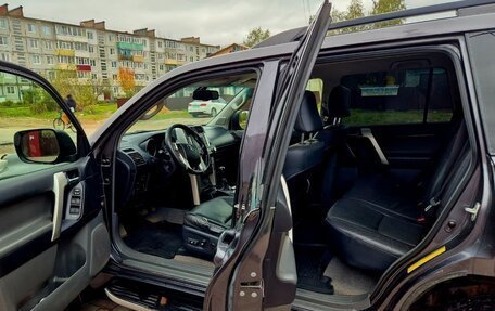 Toyota Land Cruiser Prado 150 рестайлинг 2, 2012 год, 3 000 050 рублей, 11 фотография