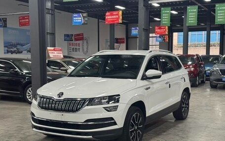 Skoda Karoq I, 2022 год, 2 000 000 рублей, 3 фотография