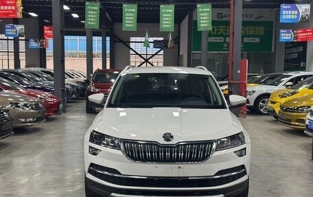 Skoda Karoq I, 2022 год, 2 000 000 рублей, 2 фотография
