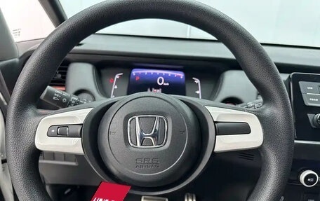 Honda Fit, 2021 год, 1 500 000 рублей, 8 фотография