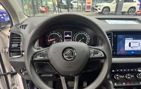 Skoda Karoq I, 2022 год, 2 000 000 рублей, 13 фотография