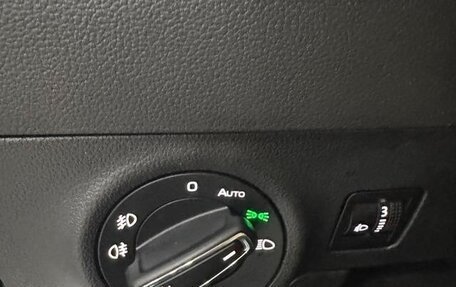 Skoda Karoq I, 2022 год, 2 000 000 рублей, 26 фотография