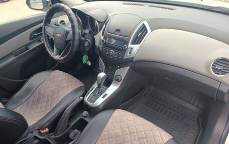 Chevrolet Cruze II, 2014 год, 950 000 рублей, 8 фотография