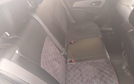 Chevrolet Cruze II, 2014 год, 950 000 рублей, 9 фотография