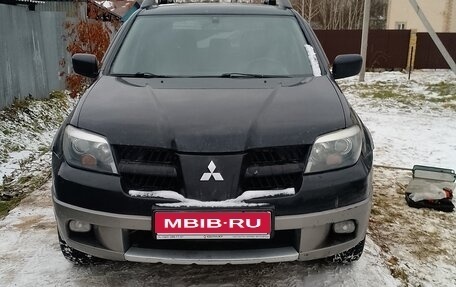Mitsubishi Outlander III рестайлинг 3, 2006 год, 450 000 рублей, 1 фотография