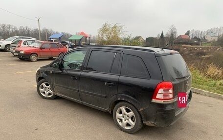 Opel Zafira B, 2008 год, 500 000 рублей, 2 фотография