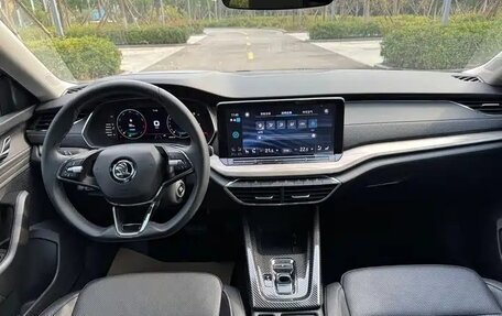 Skoda Octavia IV, 2022 год, 2 204 000 рублей, 10 фотография